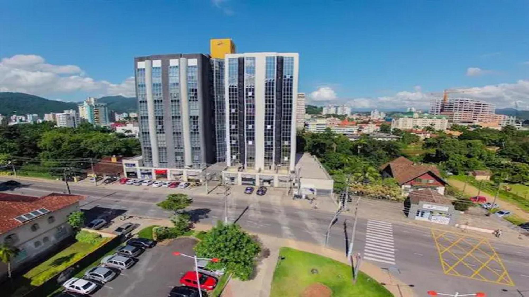 Saint Sebastian Flat 716 - Com Hidro! Ate 3 Pessoas, Duplex, No Centro Villa Jaraguá do Sul Exterior foto